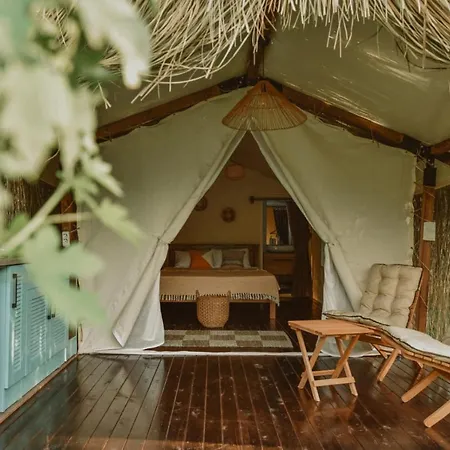 Sublime Glamping Tent Surrounded By Nature Close To Oludeniz In Fethiye